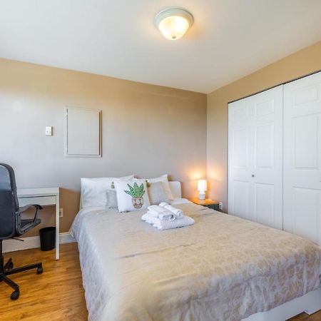 Two Bedroom With Amazing Ocean View North Vancouver Buitenkant foto